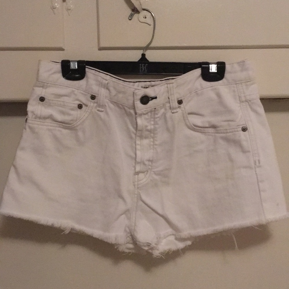 Free People button down white shorts, size 31